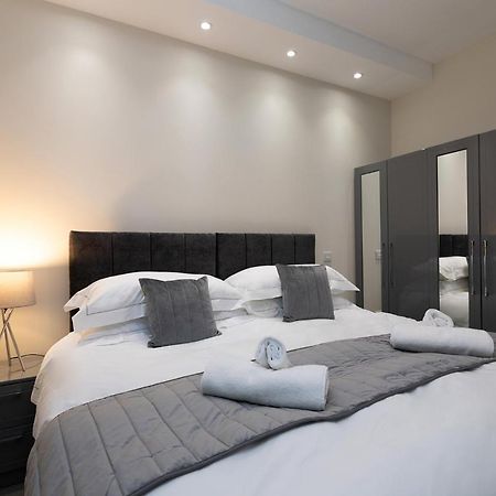 Pembroke Self Catering Apartments Exteriér fotografie